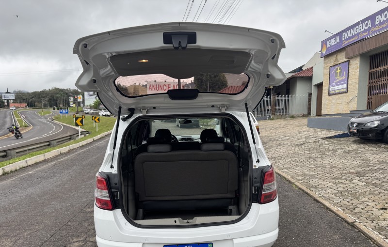 SPIN 1.8 LTZ 8V FLEX 4P AUTOMÁTICO - 2013 - DOIS IRMãOS