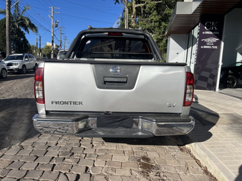 FRONTIER 2.5 LE ATTACK 4X4 CD TURBO ELETRONIC DIESEL 4P AUTOMÁTICO - 2016 - VERANóPOLIS
