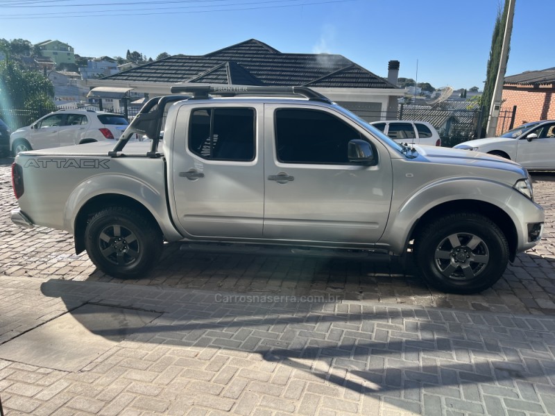 FRONTIER 2.5 LE ATTACK 4X4 CD TURBO ELETRONIC DIESEL 4P AUTOMÁTICO - 2016 - VERANóPOLIS
