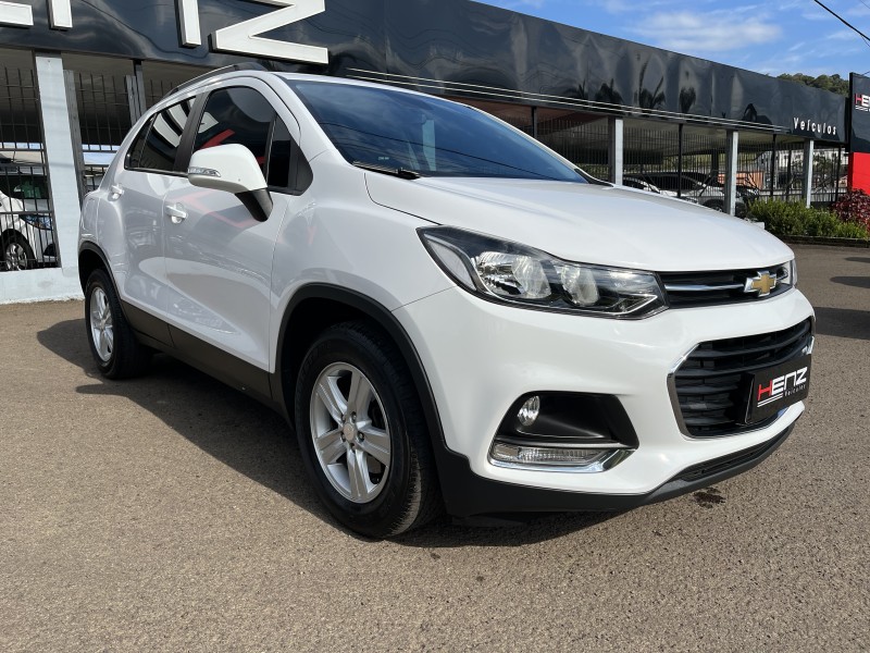 TRACKER 1.0 12V LT TURBO FLEX 4P AUTOMÁTICO - 2018 - BOM PRINCíPIO