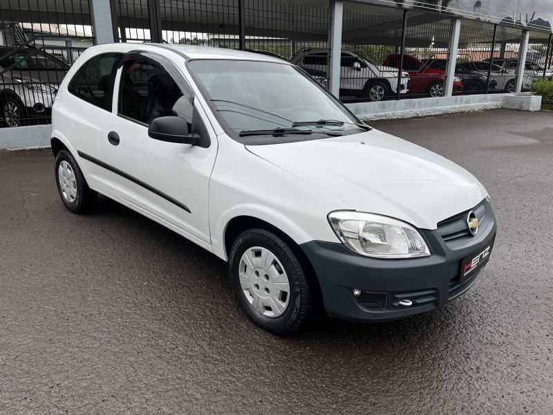 CELTA 1.0 MPFI VHCE 8V FLEX 2P MANUAL - 2011 - BOM PRINCíPIO