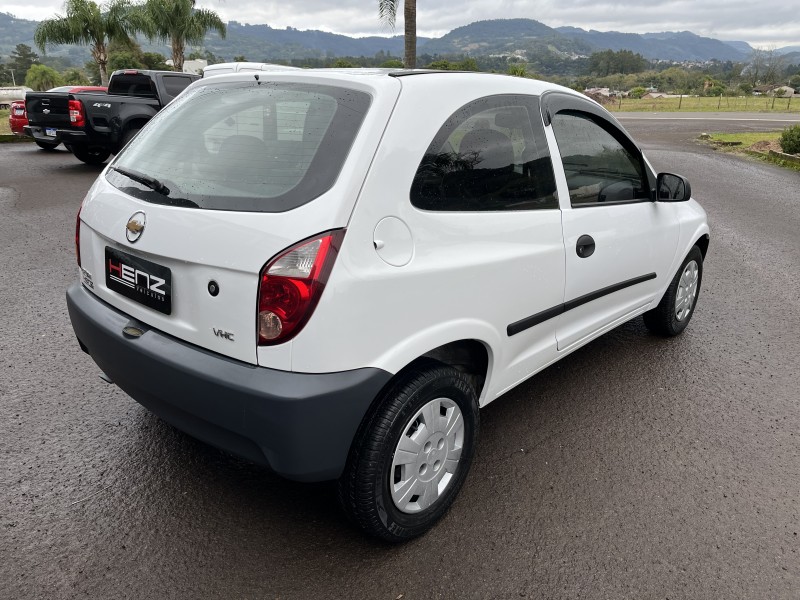 CELTA 1.0 MPFI VHCE 8V FLEX 2P MANUAL - 2011 - BOM PRINCíPIO