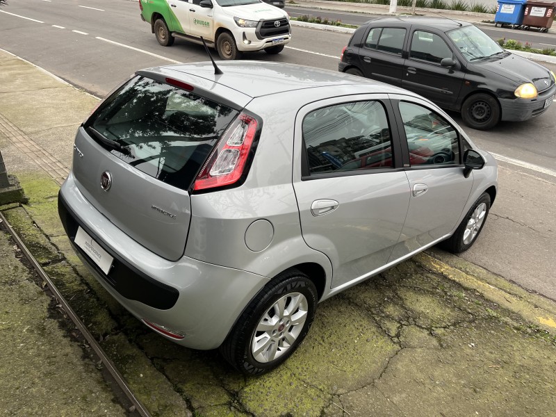 PUNTO 1.4 ATTRACTIVE 8V FLEX 4P MANUAL - 2013 - GARIBALDI