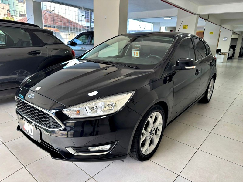 FOCUS 2.0 SE PLUS 16V FLEX 4P AUTOMÁTICO - 2018 - CAXIAS DO SUL