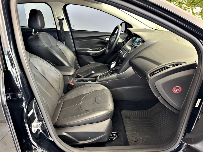 FOCUS 2.0 SE PLUS 16V FLEX 4P AUTOMÁTICO - 2018 - CAXIAS DO SUL