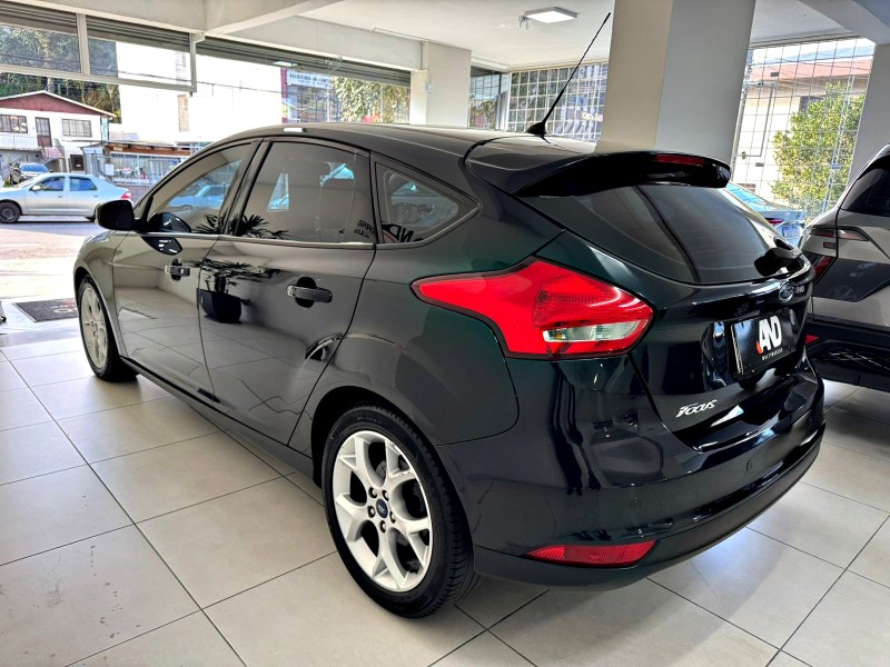 FOCUS 2.0 SE PLUS 16V FLEX 4P AUTOMÁTICO - 2018 - CAXIAS DO SUL
