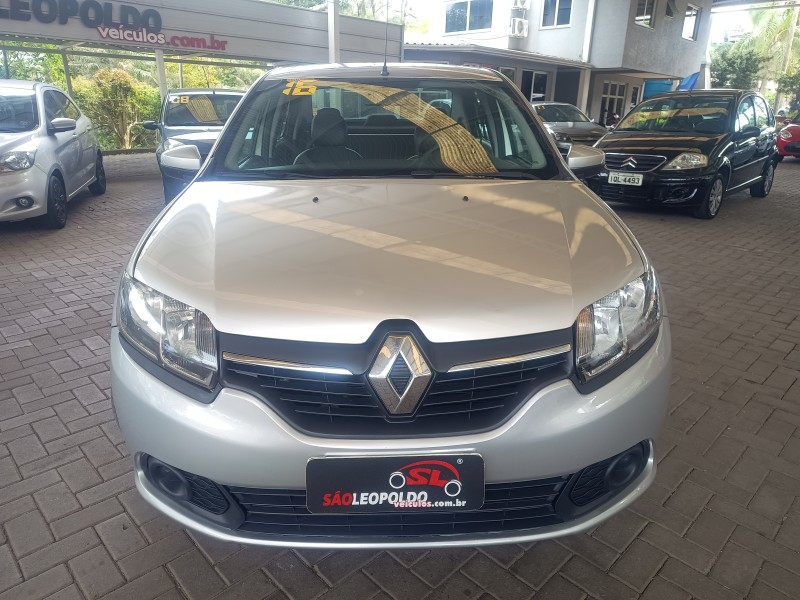 LOGAN 1.6 EXPRESSION 8V FLEX 4P MANUAL - 2015 - CAXIAS DO SUL