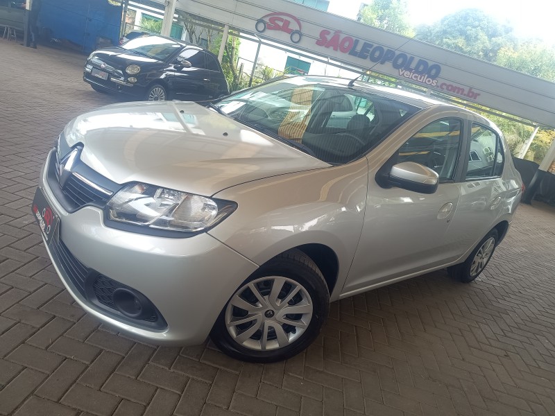 LOGAN 1.6 EXPRESSION 8V FLEX 4P MANUAL - 2015 - CAXIAS DO SUL