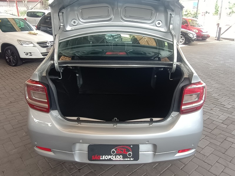 LOGAN 1.6 EXPRESSION 8V FLEX 4P MANUAL - 2015 - CAXIAS DO SUL