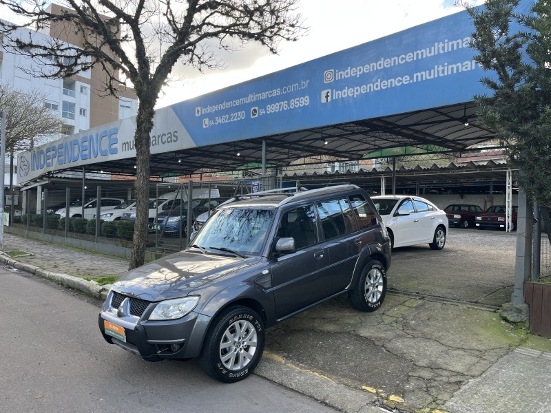 PAJERO TR4 2.0 4X2 16V 140CV FLEX 4P AUTOMÁTICO