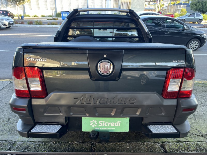 STRADA 1.8 MPI ADVENTURE CE 8V FLEX 2P MANUAL - 2013 - GARIBALDI