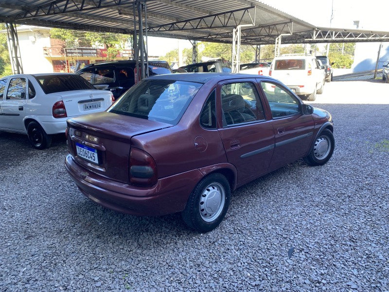 CORSA 1.6 MPFI GL SEDAN 8V GASOLINA 4P MANUAL - 1996 - CAXIAS DO SUL