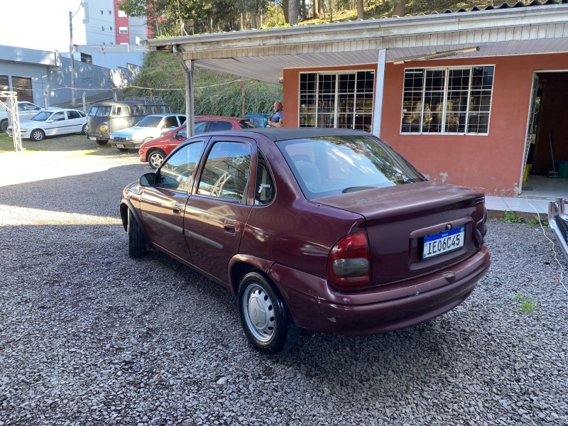 CORSA 1.6 MPFI GL SEDAN 8V GASOLINA 4P MANUAL - 1996 - CAXIAS DO SUL