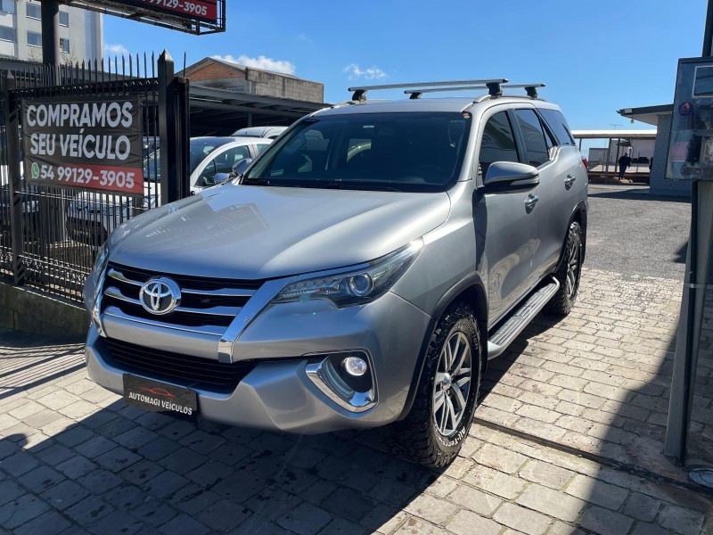 hilux sw4 2.8 srx 4x4 16v turbo intercooler diesel 4p automatico 2017 caxias do sul