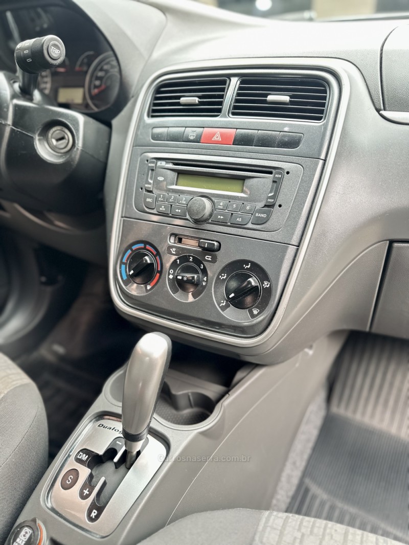 PUNTO 1.6 ESSENCE SP DUALOGIC 16V FLEX 4P AUTOMATIZADO - 2011 - CAMPO BOM