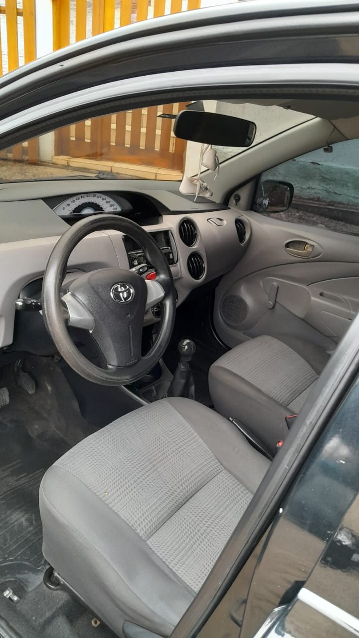 ETIOS 1.3 X 16V FLEX 4P MANUAL - 2013 - ESTRELA