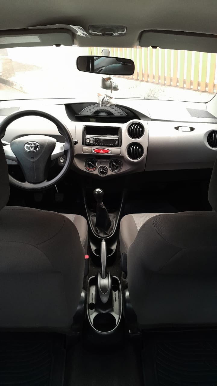 ETIOS 1.3 X 16V FLEX 4P MANUAL - 2013 - ESTRELA