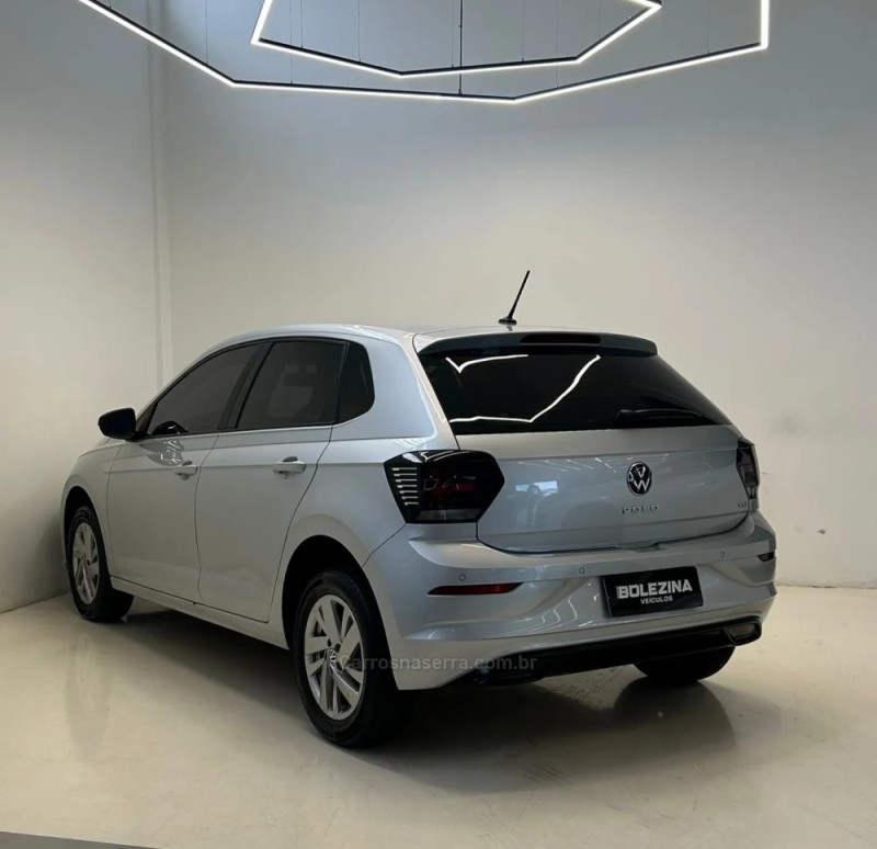 POLO 1.0 TSI FLEX 4P MANUAL - 2023 - NOVO HAMBURGO