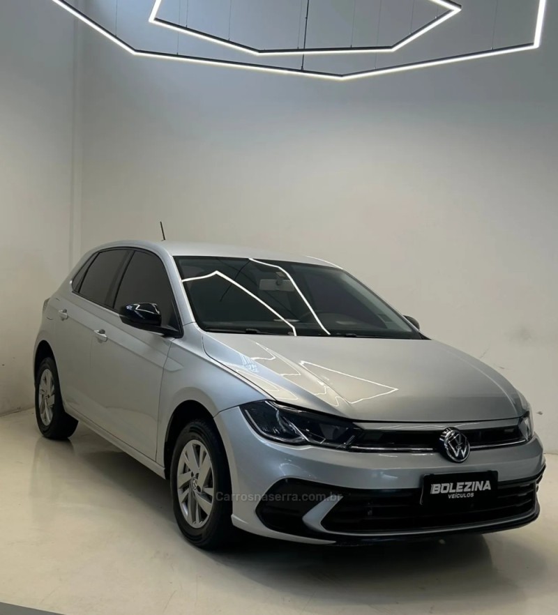 POLO 1.0 TSI FLEX 4P MANUAL