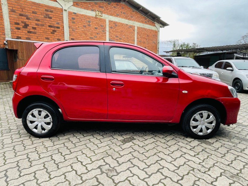 ETIOS 1.5 XS 16V FLEX 4P MANUAL - 2016 - CAMPO BOM