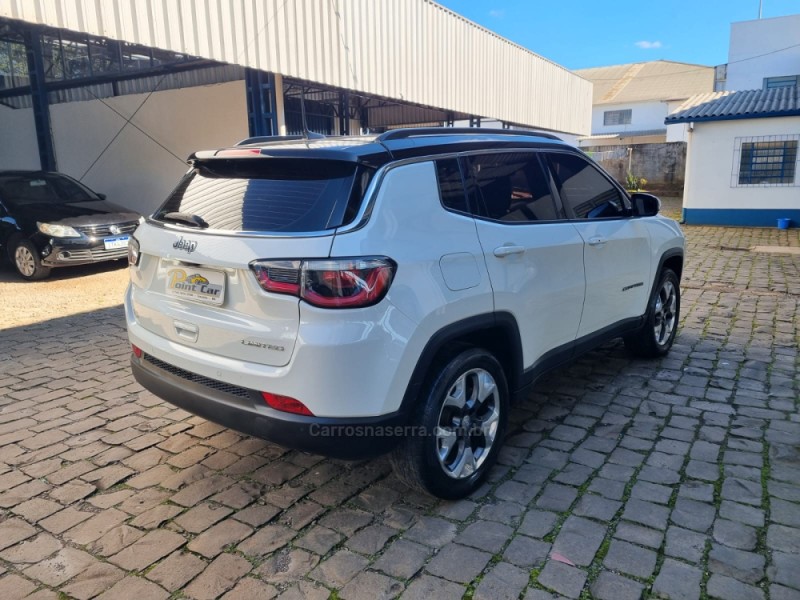 COMPASS 2.0 16V FLEX LIMITED AUTOMÁTICO - 2018 - VACARIA