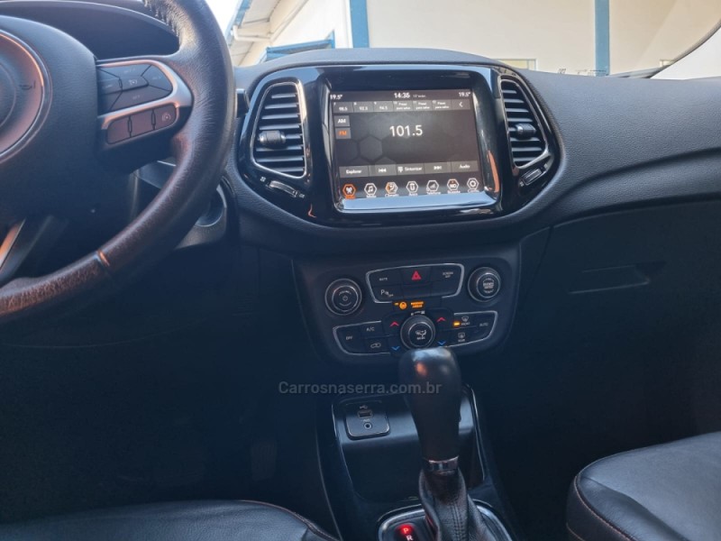 COMPASS 2.0 16V FLEX LIMITED AUTOMÁTICO - 2018 - VACARIA