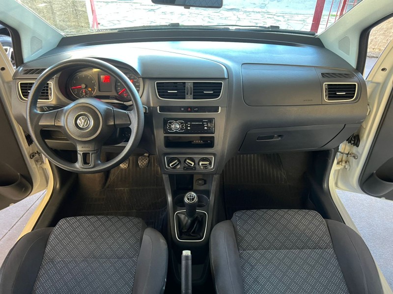 FOX 1.0 MI 8V FLEX 4P MANUAL - 2014 - CAXIAS DO SUL