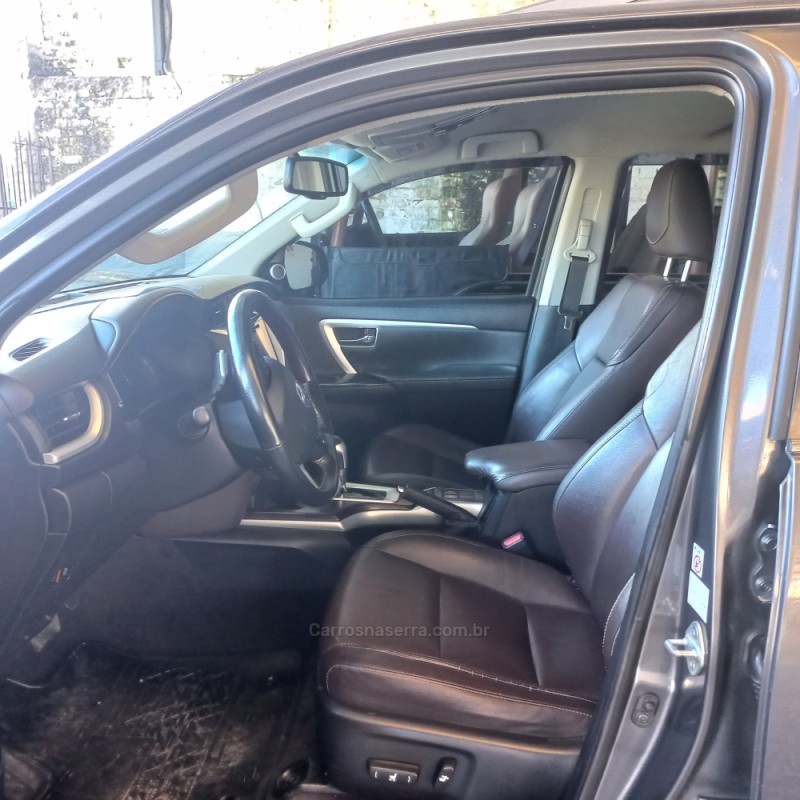 HILUX SW4 2.8 SRX 4X4 16V TURBO INTERCOOLER DIESEL 4P AUTOMÁTICO - 2019 - CAXIAS DO SUL