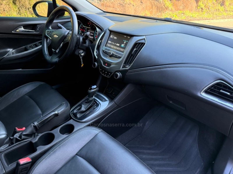 CRUZE 1.4 TURBO LT 16V FLEX 4P AUTOMÁTICO - 2017 - IVOTI