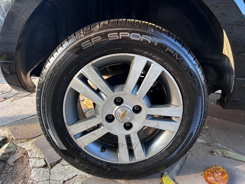 AGILE 1.4 MPFI LTZ 8V FLEX 4P MANUAL - 2013 - TRêS COROAS
