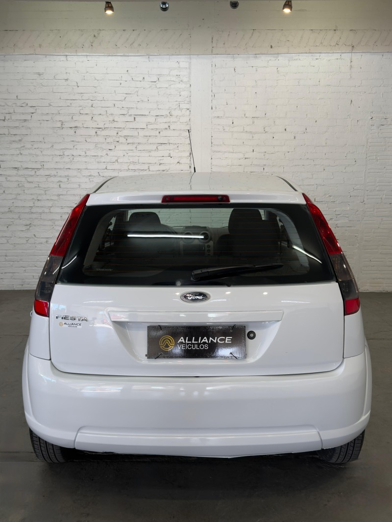 FIESTA 1.0 SE 8V FLEX 4P MANUAL - 2014 - CAXIAS DO SUL