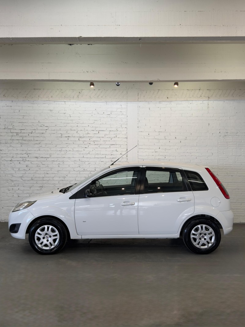 FIESTA 1.0 SE 8V FLEX 4P MANUAL - 2014 - CAXIAS DO SUL
