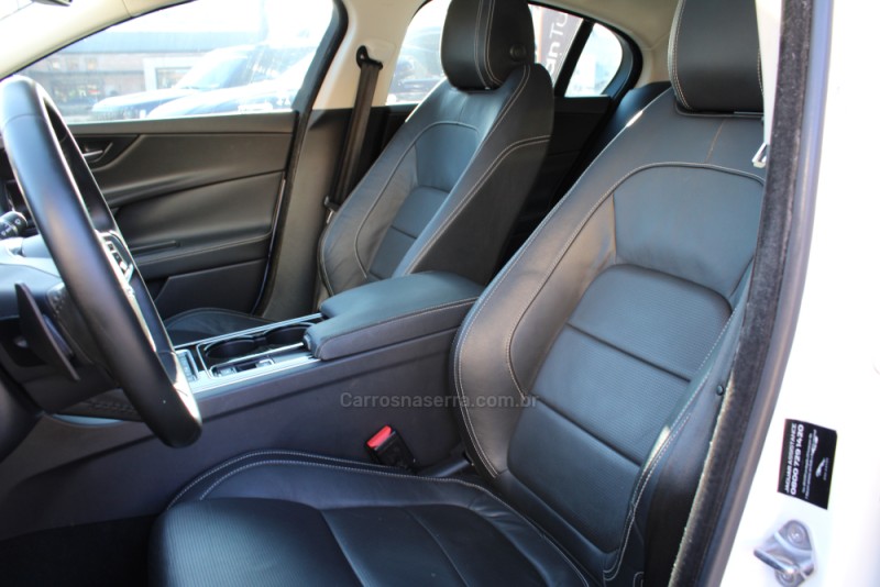 XE 2.0 16V SI4 TURBO GASOLINA R-SPORT 4P AUTOMÁTICO - 2016 - CAXIAS DO SUL