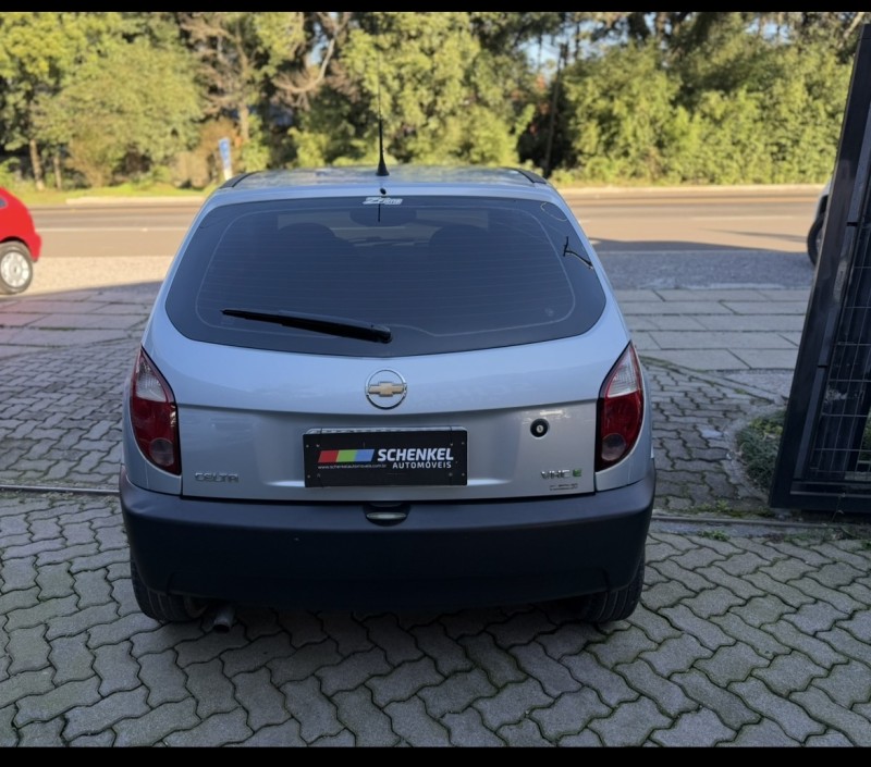 CELTA 1.0 MPFI VHC LIFE 8V FLEX 2P MANUAL - 2010 - NOVA PETRóPOLIS