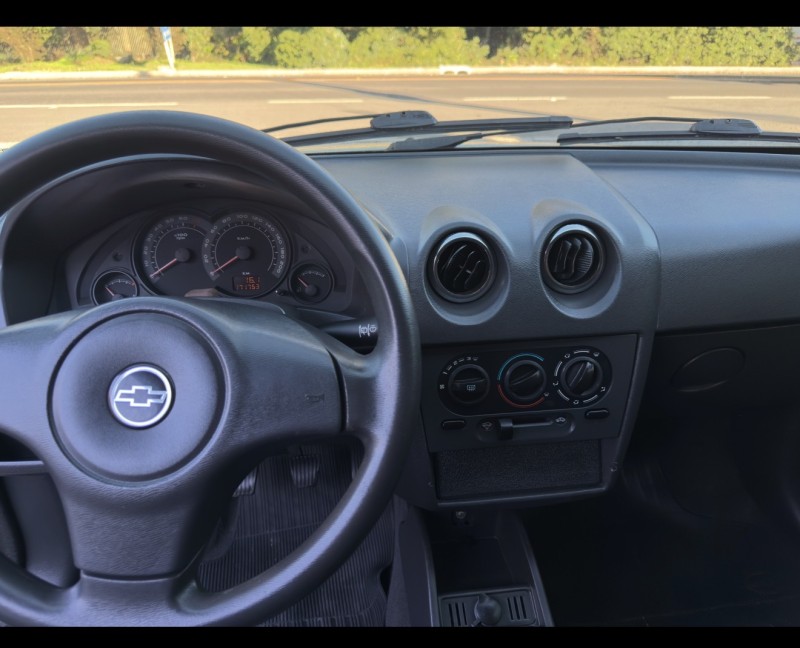 CELTA 1.0 MPFI VHC LIFE 8V FLEX 2P MANUAL - 2010 - NOVA PETRóPOLIS