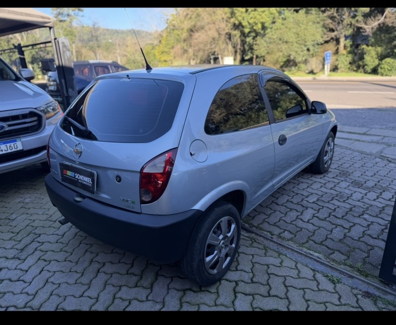 CELTA 1.0 MPFI VHC LIFE 8V FLEX 2P MANUAL - 2010 - NOVA PETRóPOLIS