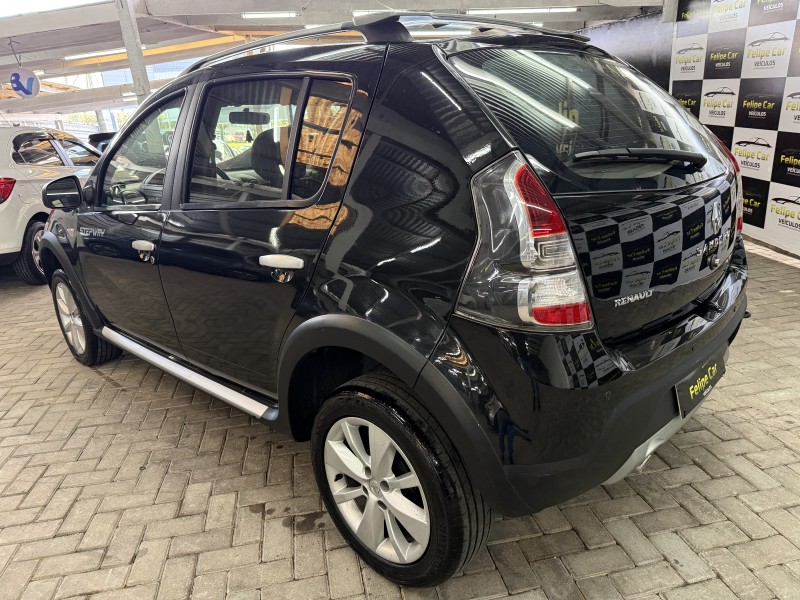 SANDERO 1.6 STEPWAY 8V FLEX 4P MANUAL - 2013 - CAXIAS DO SUL