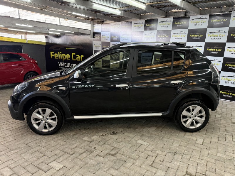 SANDERO 1.6 STEPWAY 8V FLEX 4P MANUAL - 2013 - CAXIAS DO SUL