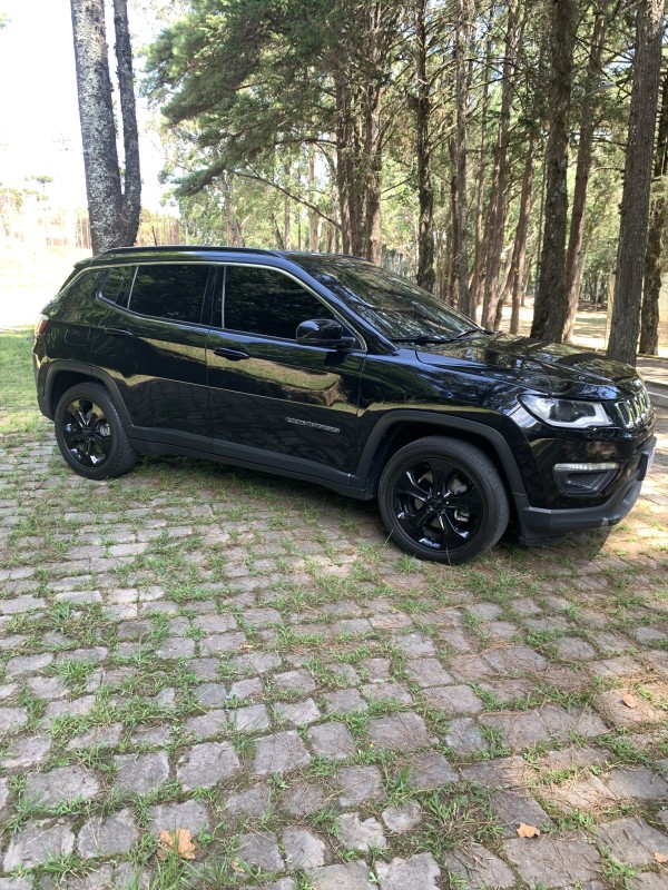 COMPASS 2.0 16V FLEX SPORT AUTOMÁTICO - 2017 - CAXIAS DO SUL