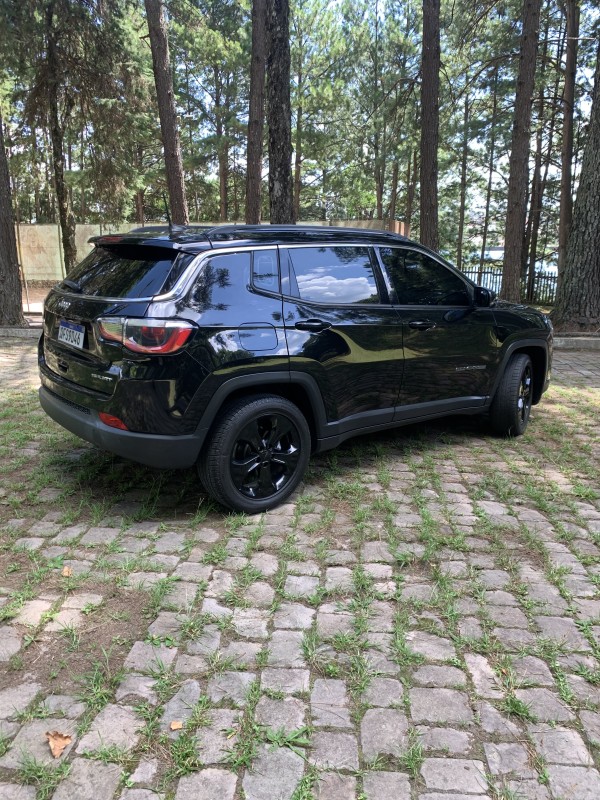 COMPASS 2.0 16V FLEX SPORT AUTOMÁTICO - 2017 - CAXIAS DO SUL