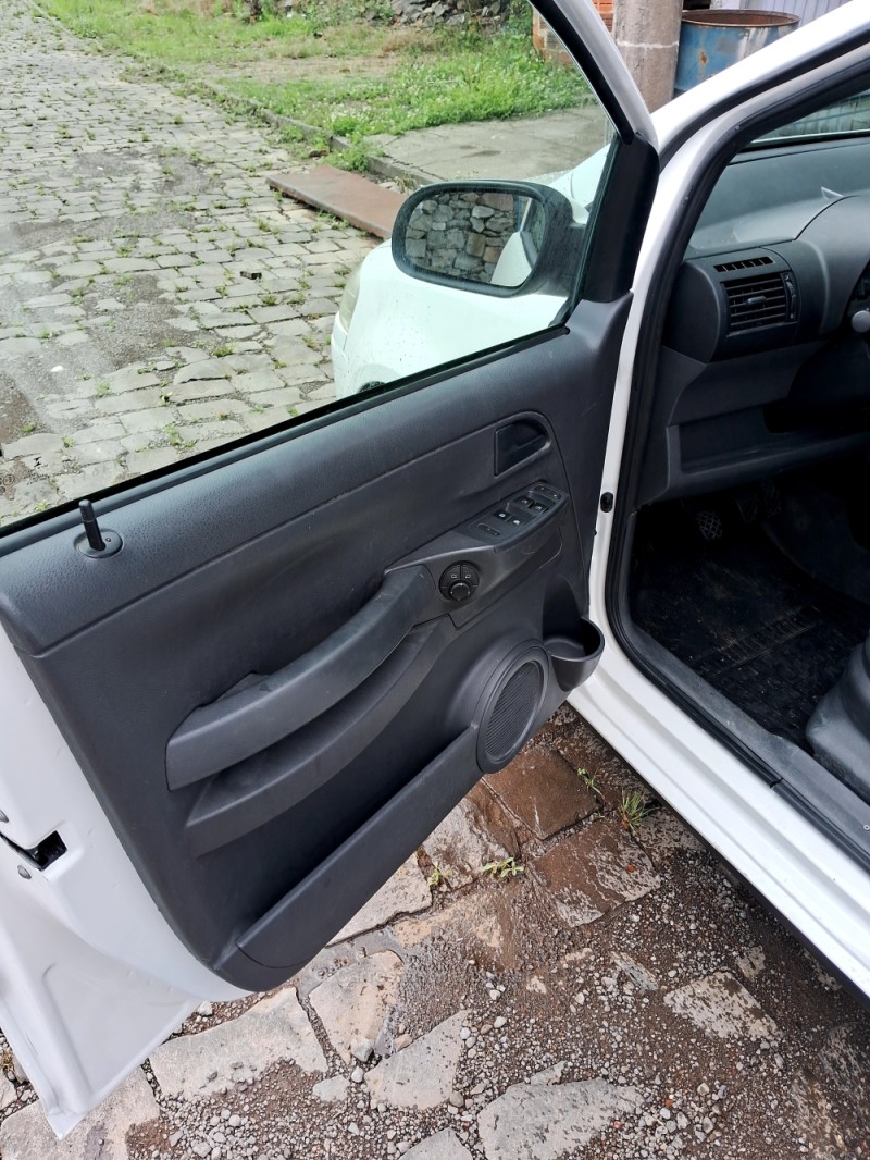 FOX 1.0 MI TREND 8V FLEX 4P MANUAL - 2005 - BENTO GONçALVES