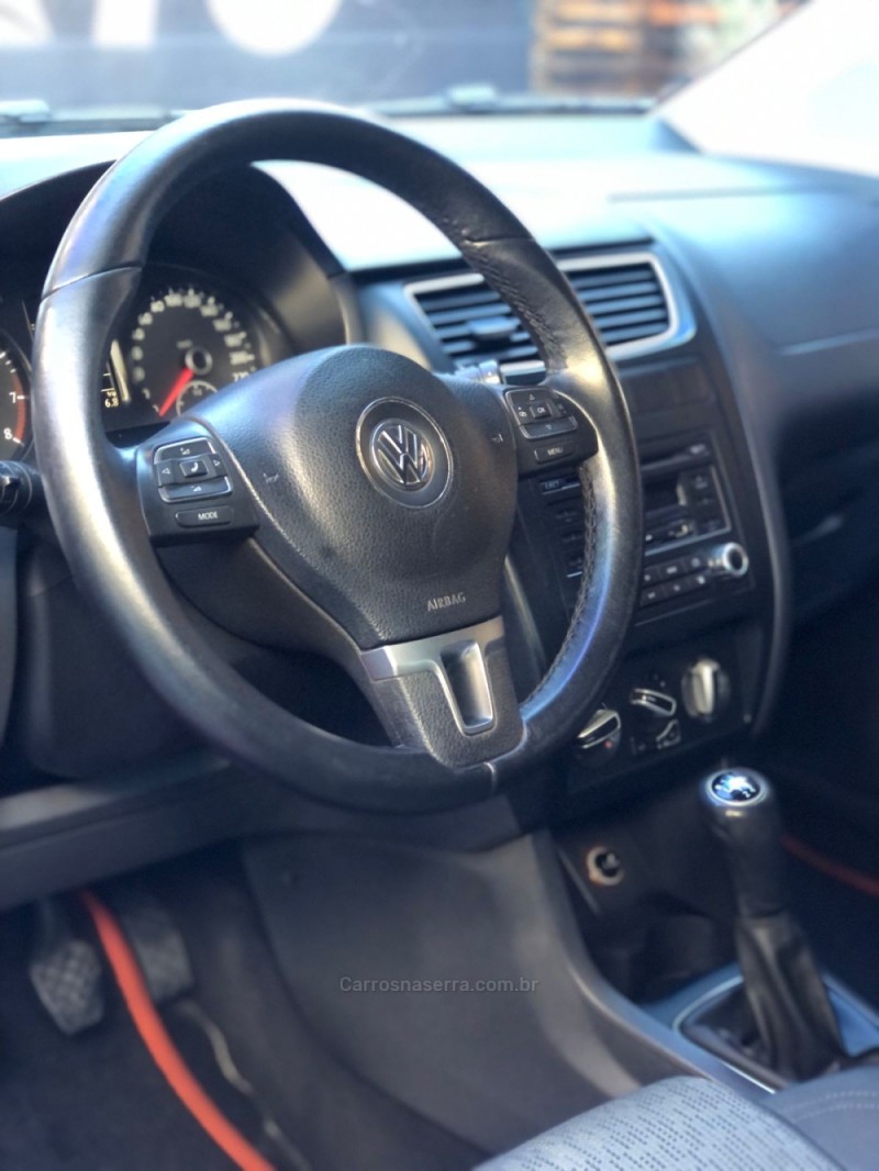 SPACEFOX 1.6 MI 8V FLEX 4P MANUAL - 2013 - NOVO HAMBURGO