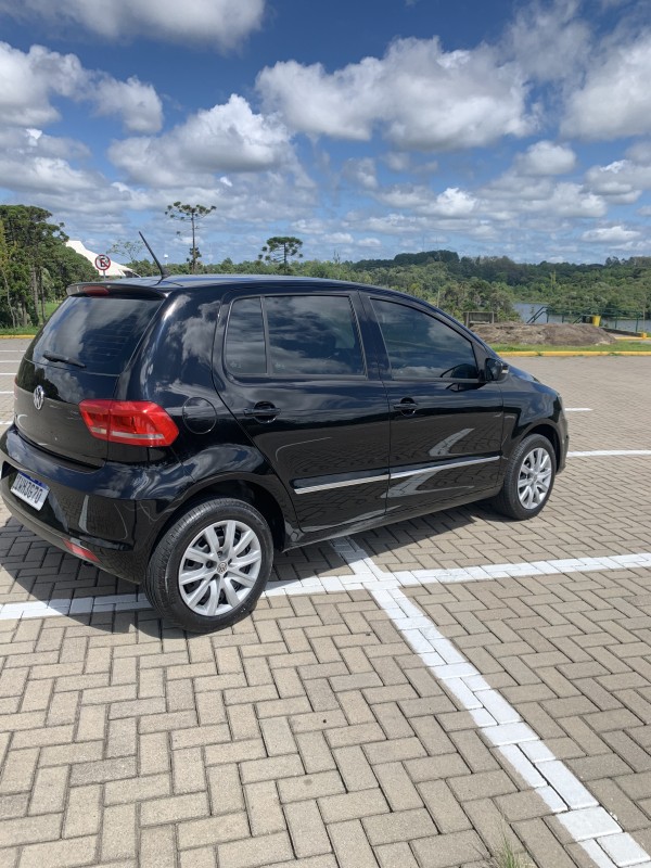 FOX 1.0 MI TRENDLINE 8V FLEX 4P MANUAL - 2015 - CAXIAS DO SUL