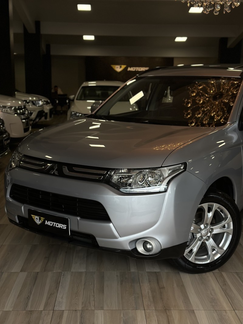 OUTLANDER 2.0 16V GASOLINA 4P AUTOMÁTICO - 2014 - CAXIAS DO SUL