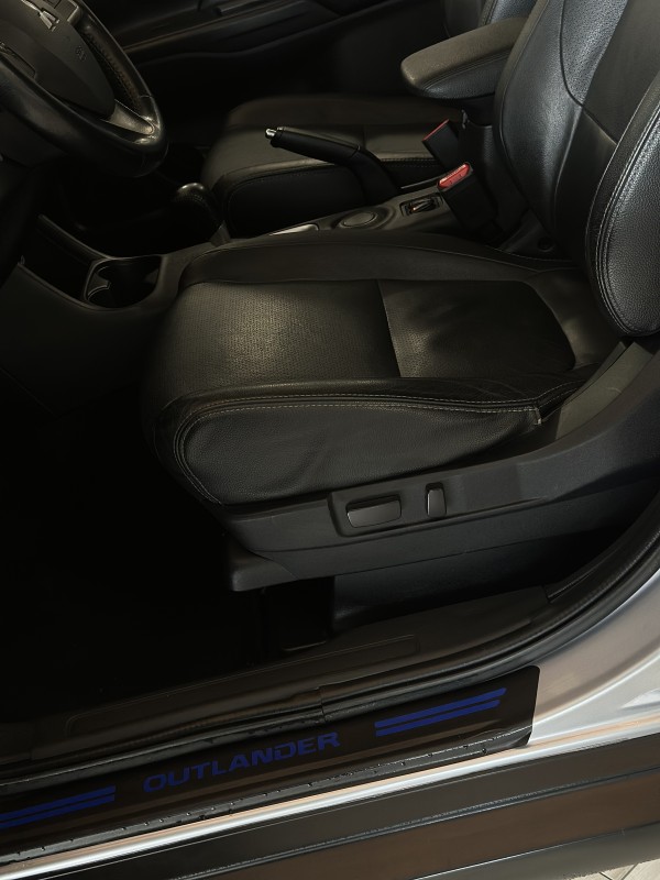 OUTLANDER 2.0 16V GASOLINA 4P AUTOMÁTICO - 2014 - CAXIAS DO SUL