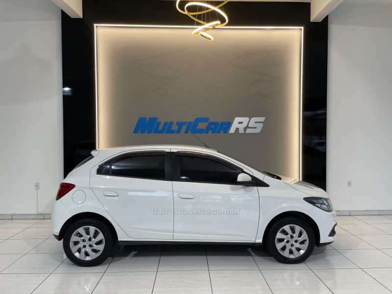 ONIX 1.4 MPFI LT 8V FLEX 4P MANUAL - 2014 - ESTâNCIA VELHA