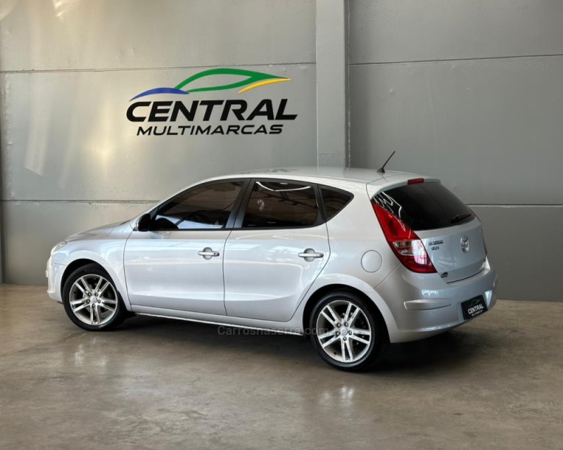 I30 2.0 MPI 16V GASOLINA 4P MANUAL - 2010 - VACARIA