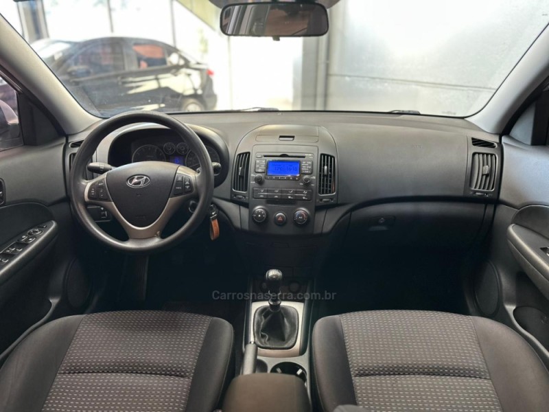 I30 2.0 MPI 16V GASOLINA 4P MANUAL - 2010 - VACARIA
