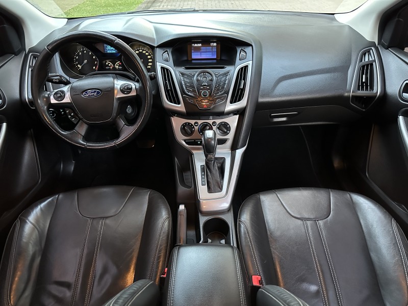 FOCUS 1.6 SE HATCH 16V FLEX 4P AUTOMÁTICO - 2014 - CAXIAS DO SUL