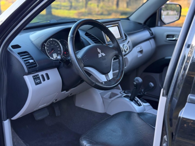 L200  - 2010 - CANELA